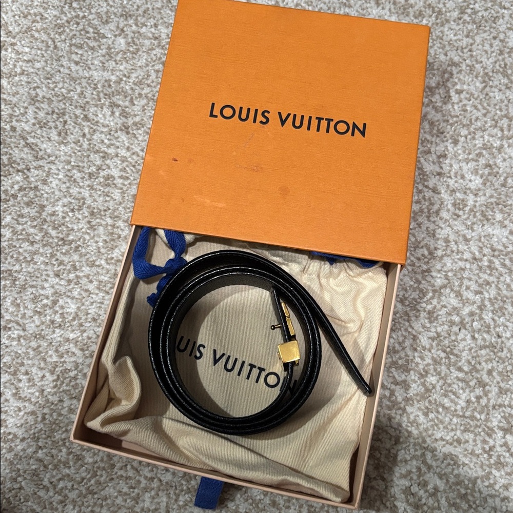 Louis Vuitton reversible belt LV Iconic 20mm Reversible Belt size 80 - Picture 10 of 10